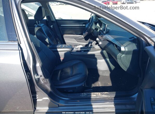 1N4BL4EV1KC203885 2019 NISSAN ALTIMA Серый Вид салона спереди