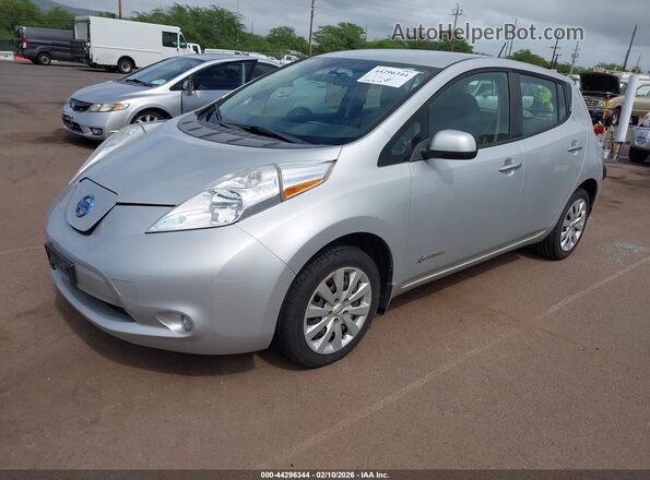 1N4BZ0CP7HC306376 2017 NISSAN LEAF Silver Vista tres cuartos delantera izquierda