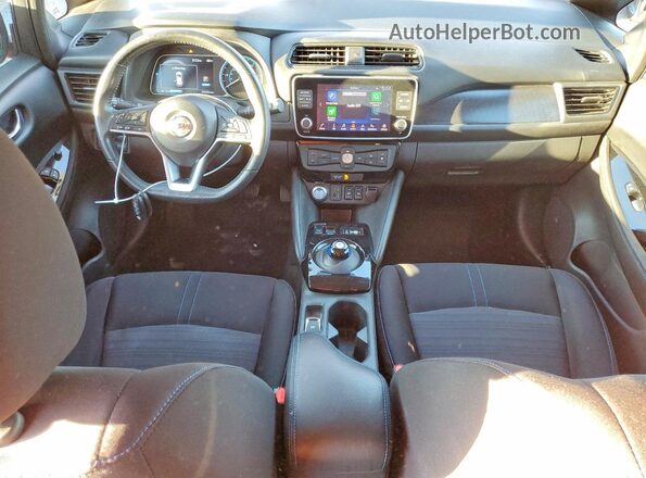 1N4BZ1CV4NC554665 2022 NISSAN LEAF Красный Вид панели приборов