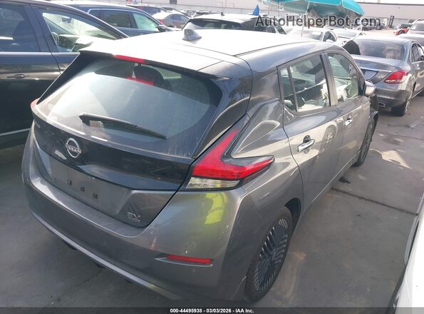 1N4CZ1CV4PC558903 2023 NISSAN LEAF Gray Trasero derecho