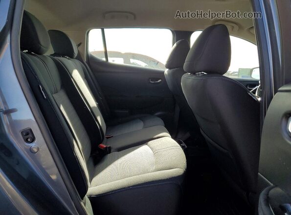 1N4CZ1CV5SC560829 2025 NISSAN LEAF Gray Vista de los asientos traseros