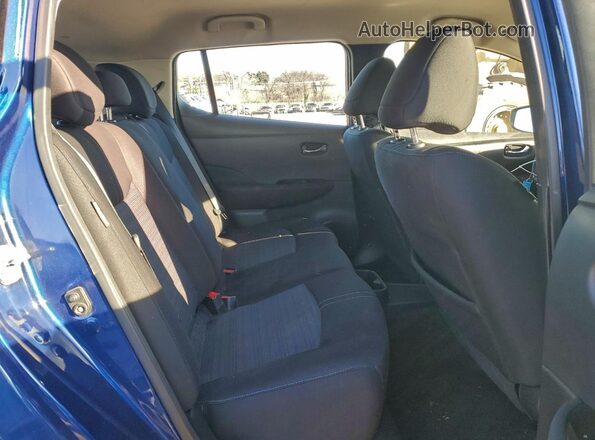 1N4CZ1CV7PC563092 2023 NISSAN LEAF Blue Rear seats view