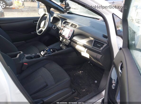 1N4CZ1CV7SC566647 2025 NISSAN LEAF Белый Вид салона спереди
