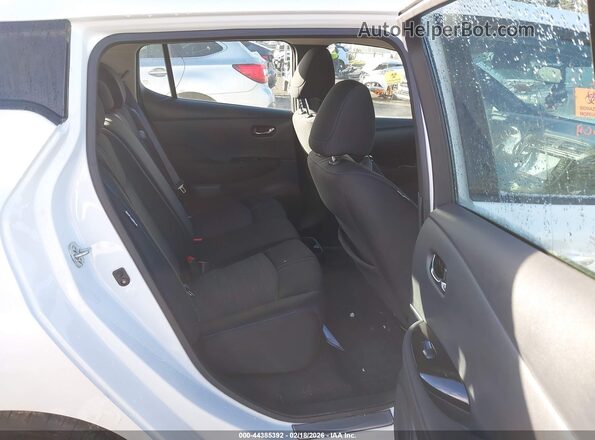 1N4CZ1CV7SC566647 2025 NISSAN LEAF Белый Вид наклейки с VIN-кодом