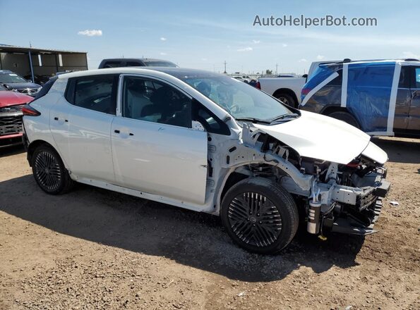 1N4CZ1CV9RC556695 2024 NISSAN LEAF Белый Передняя правая четверть