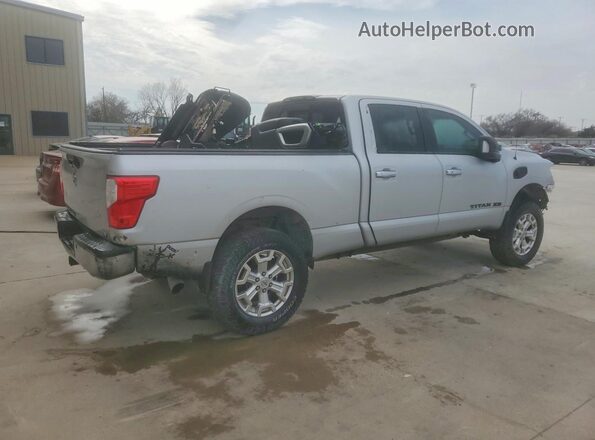 1N6BA1F29GN508353 2016 NISSAN TITAN Серебряный Задняя правая четверть