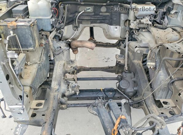 1N6BA1F29GN508353 2016 NISSAN TITAN Серебряный Вид задней части салона
