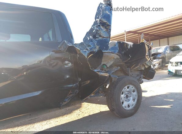 1N6BA1F3XJN519345 2018 NISSAN TITAN XD Черный Вид спереди