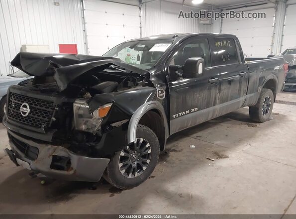1N6BA1F41HN514893 2017 NISSAN TITAN XD Черный Передняя левая четверть