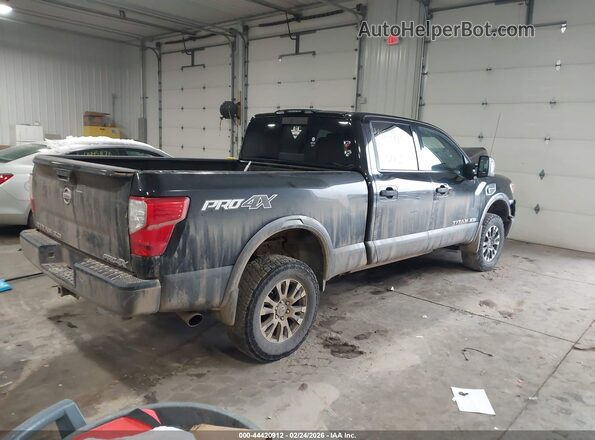 1N6BA1F41HN514893 2017 NISSAN TITAN XD Черный Задняя правая четверть