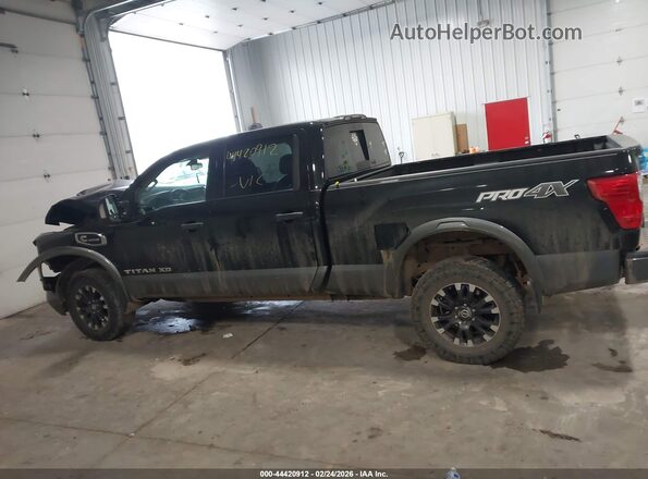1N6BA1F41HN514893 2017 NISSAN TITAN XD Черный Панорамный вид салона 360°