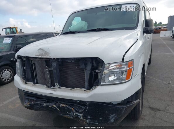 1N6BF0KMXGN814237 2016 NISSAN NV CARGO NV1500 Белый Вид спереди