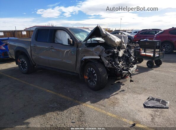 1N6ED1EKXRN617381 2024 NISSAN FRONTIER Желто-коричневый Передняя левая четверть
