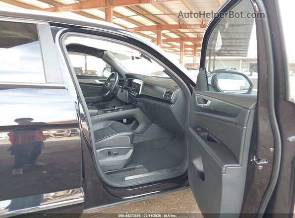 1V2AE2CA2RC251568 2024 VOLKSWAGEN ATLAS Черный Вид салона спереди