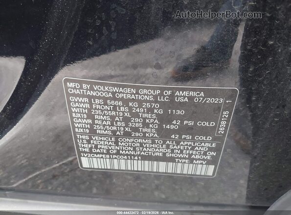 1V2CMPE81PC041141 2023 VOLKSWAGEN ID.4 Black Widok naklejki z numerem VIN