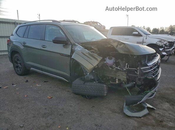 1V2CR2CA4SC513951 2025 VOLKSWAGEN ATLAS Зеленый Передняя правая четверть