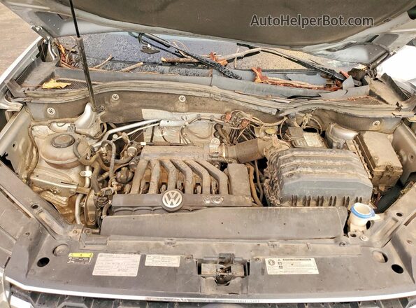 1V2CR2CA9JC520313 2018 VOLKSWAGEN ATLAS Серебряный Вид задней части салона