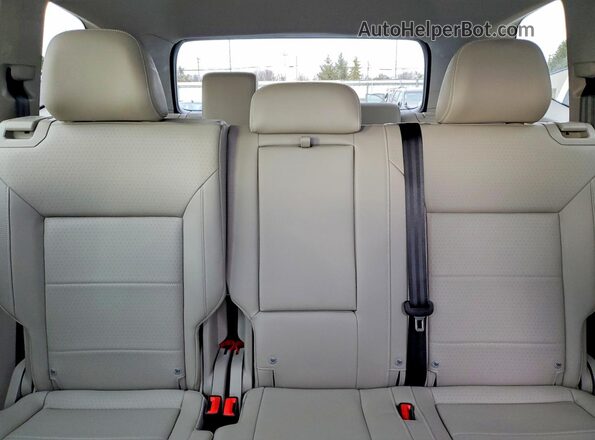 1V2DP2CA1PC513472 2023 VOLKSWAGEN ATLAS White Vista de los asientos traseros