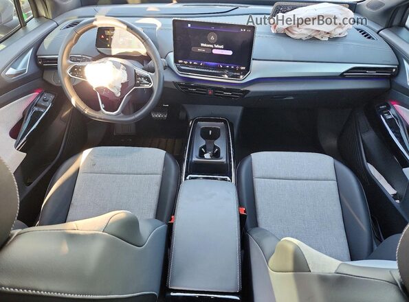1V2DSPE85SC004791 2025 VOLKSWAGEN ID.4 Серебряный Вид панели приборов