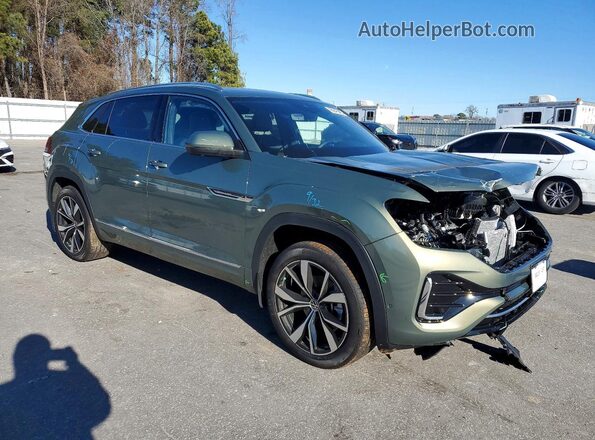 1V2FC2CA2TC208545 2026 VOLKSWAGEN ATLAS Зеленый Передняя правая четверть