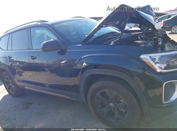 1V2GR2CA4RC607243 2024 VOLKSWAGEN ATLAS Черный Вид задней части салона