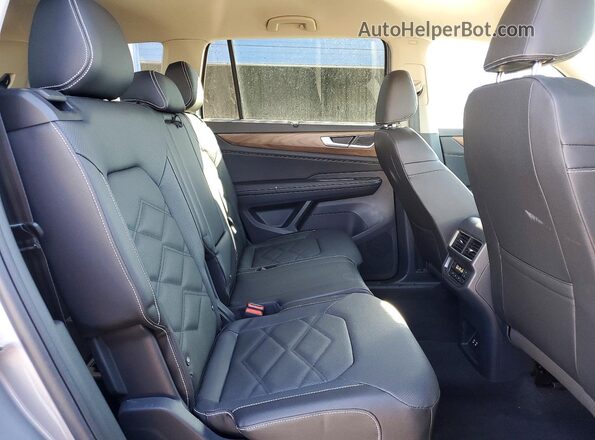 1V2HN2CA9TC532353 2026 VOLKSWAGEN ATLAS Silver Вид задньої частини салону