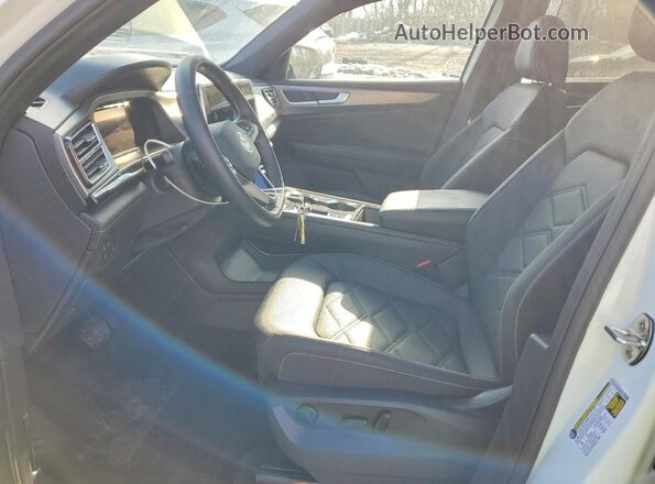 1V2KE2CA2SC229676 2025 VOLKSWAGEN ATLAS Белый Вид салона спереди