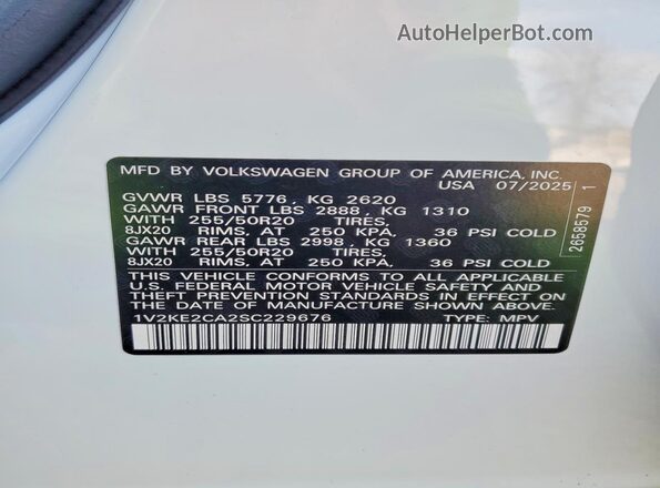1V2KE2CA2SC229676 2025 VOLKSWAGEN ATLAS Белый Вид наклейки с VIN-кодом