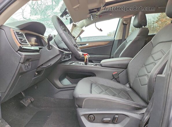 1V2KN2CA1TC529565 2026 VOLKSWAGEN ATLAS Серебряный Вид салона спереди