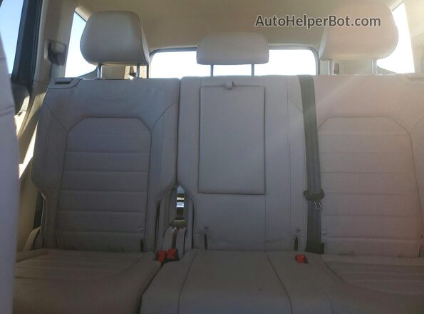 1V2NR2CA9JC514018 2018 VOLKSWAGEN ATLAS Синий Вид задних сидений