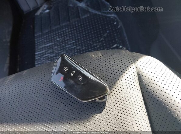 1V2VRPE86SC005402 2025 VOLKSWAGEN ID.4 Gray Vista del salpicadero