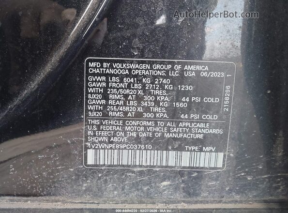 1V2WNPE89PC037610 2023 VOLKSWAGEN ID.4 Black Widok komory silnika