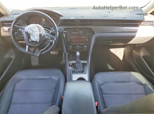 1VWMA7A36LC023735 2020 VOLKSWAGEN PASSAT Gray Widok deski rozdzielczej