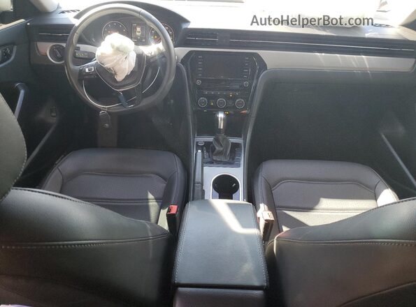 1VWSA7A35MC008281 2021 VOLKSWAGEN PASSAT Silver Vista del salpicadero