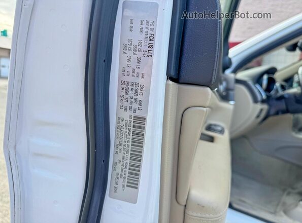 1C4RJFCG7JC411380 2018 JEEP GRAND White Вид задньої частини салону