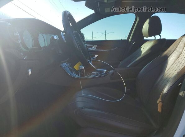 WDDZF4KB8HA098329 2017 MERCEDES-BENZ E White Vista del salpicadero