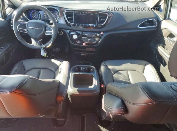 2C4RC1BGXTR201249 2026 CHRYSLER PACIFICA Белый Вид щитка приборов