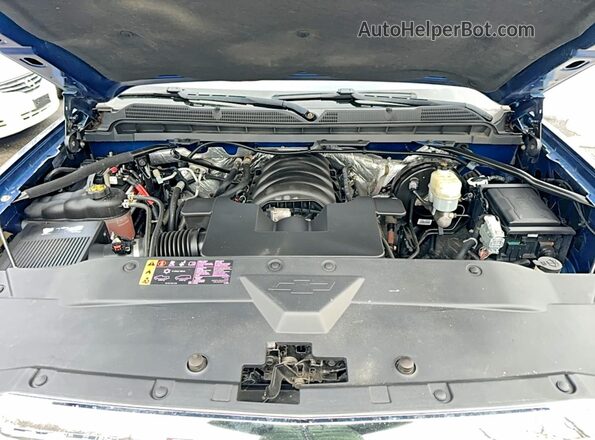 1GCVKREC5HZ305251 2017 CHEVROLET ALL MODELS Синий Вид панели приборов