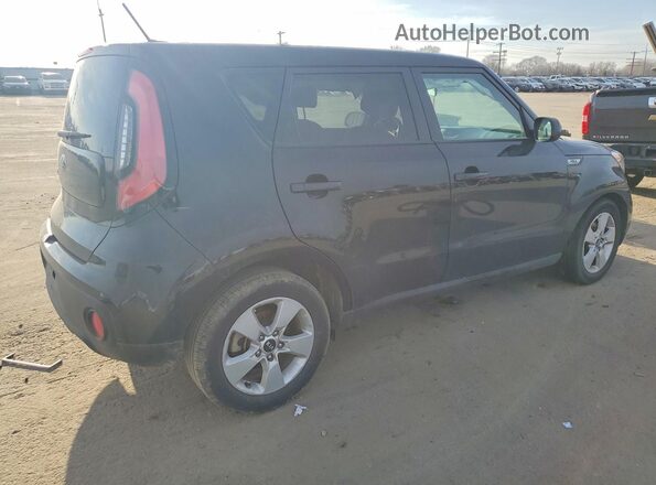 KNDJN2A26J7570529 2018 KIA SOUL Черный Передняя правая четверть