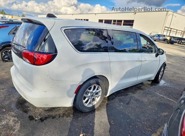 2C4RC1CG2NR208696 2022 CHRYSLER OTHER White Delantero derecho