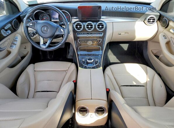 55SWF4KB3HU223918 2017 MERCEDES-BENZ C Blue Vista del cuadro de instrumentos