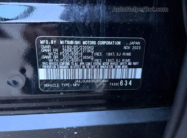JA4J3UA83RZ033441 2024 MITSUBISHI OUTLANDER Black Widok wnętrza z tyłu