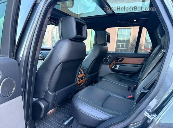 SALGS2RE1JA393000 2018 LAND ROVER RANGE ROVER Black Widok deski rozdzielczej