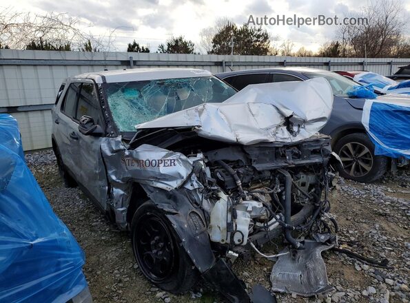 1FM5K8AR0HGE13563 2017 FORD FORD EXPLORER Серебряный Вид спереди