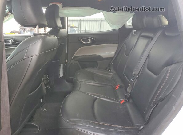 3C4NJDCN7RT110285 2024 JEEP COMPASS Белый Вид подкапотного пространства