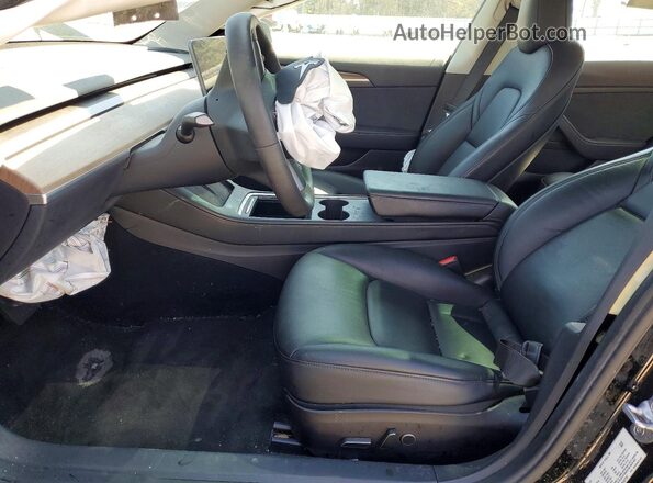 5YJ3E1EA2PF422787 2023 TESLA MODEL Черный Вид панели приборов