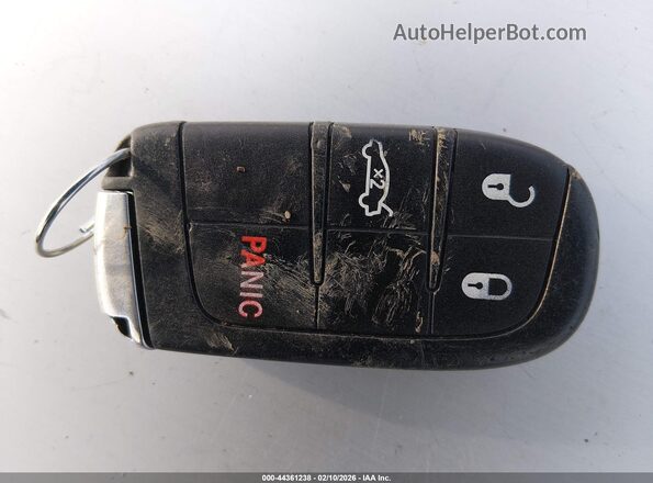 2C3CCAAG0GH229746 2016 CHRYSLER 300 Silver წინა პანელის ხედი