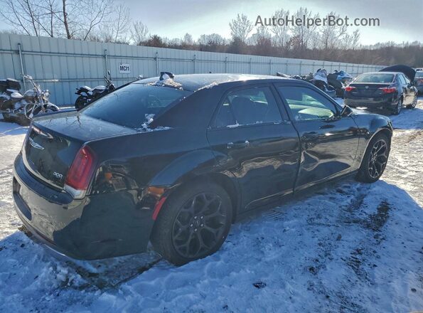 2C3CCAAG2KH728900 2019 CHRYSLER 300 Black Rear right