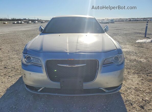 2C3CCAAG3KH654483 2019 CHRYSLER 300 Silver წინა ხედი