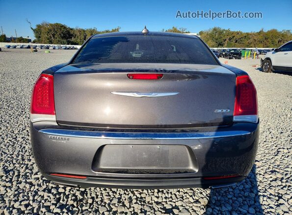 2C3CCAAG4HH661824 2017 CHRYSLER 300 Серый Вид сзади